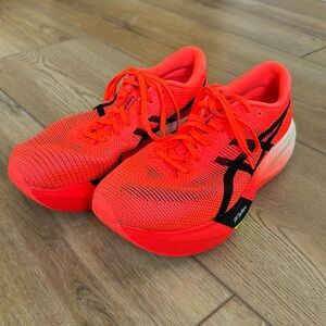 ASICS Metaspeed Sky Paris